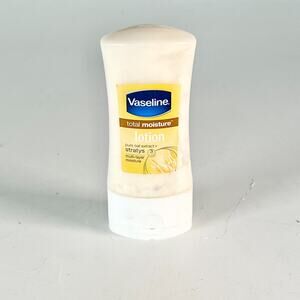 Vaseline Total Moisture Lotion Body Multi-layer Oat Travel .75 fl oz 22ml New